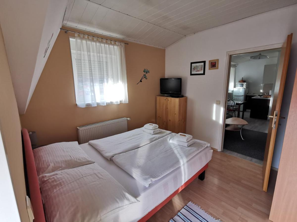 Apartmani Fuckar Krapinske Toplice Esterno foto